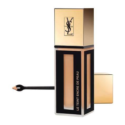 Yves Saint Laurent Fusion Ink Foundation .